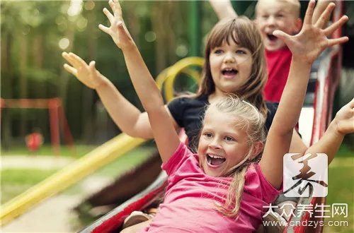 如何进行家庭感统训练?