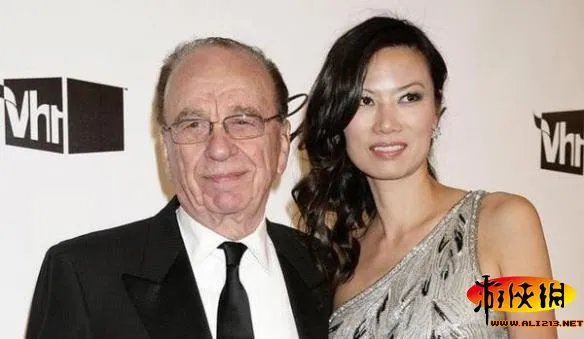 英国现最贵离婚女方获32亿 全球贵的离谱离婚案盘点