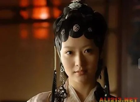 没有关系才叫不正常 新《红楼梦》被爆潜规则