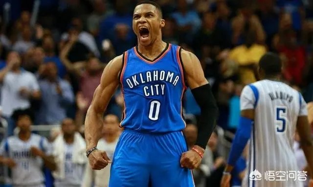 第三节没打完,威少就拿下16个篮板,成就赛季三双,你怎么看?