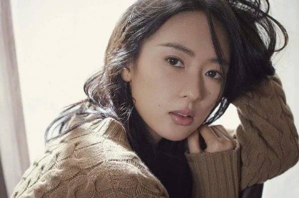 为什么说童谣和章子怡很像？