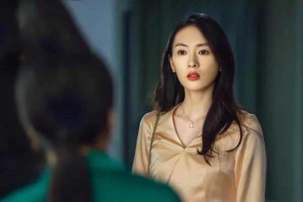 为什么说童谣和章子怡很像？