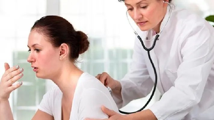 女护士检查新冠肺炎却查出肺癌 肺癌有哪些明显症状