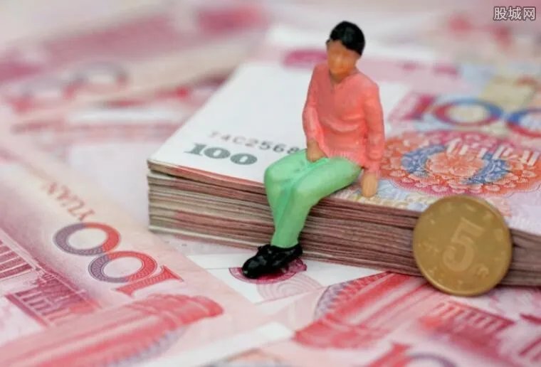 女富商刘晓庆被抓 两父女因犯了什么事情被抓？