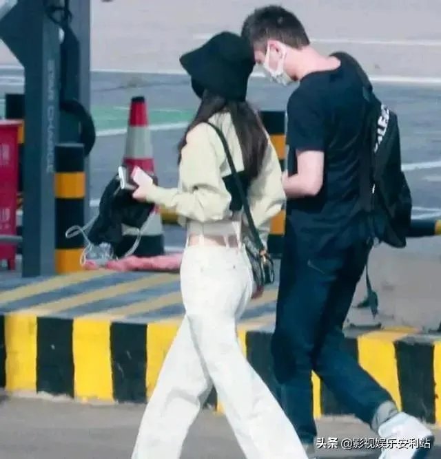 赵丽颖与冯绍峰会因为什么原因离婚？