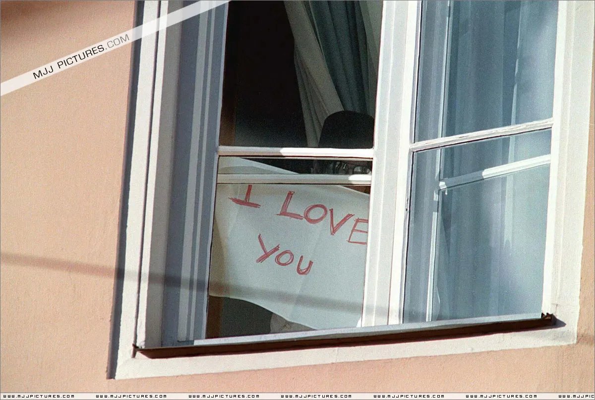 迈克尔杰克逊对他的歌迷怎么样