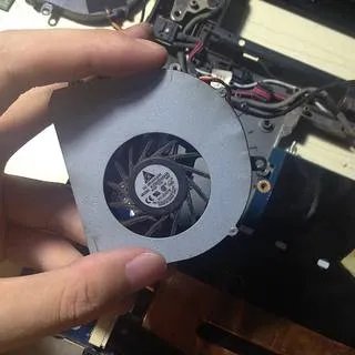 lenovo 联想 U450笔记本维护:拆机清灰、换风扇、换硅脂、换固态硬盘、换内存