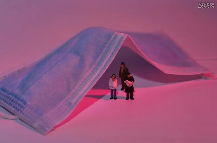 日本考虑再次宣布紧急状态 该国疫情数据如何