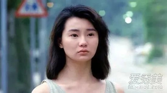 之前张曼玉与梁朝伟演唱过《花样年华》,此次春晚假如她与李玉刚演唱,你怎么看?