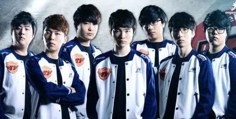 [小艾电竞]IG痛失六连胜 仅有三个队伍拿到[六连胜！]成就