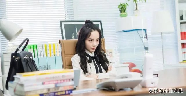 李小璐淘宝店日销10万,为何明星从“带货”转“卖货”?