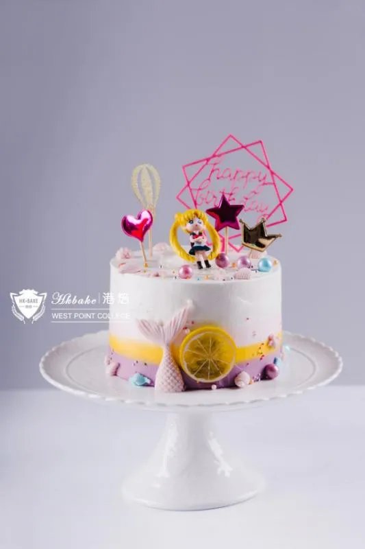 学烘焙是去蛋糕店里还是去学校呢?