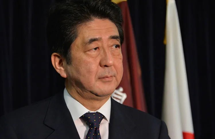 关于安倍再次进医院事件，首相官邸是如何回应的？