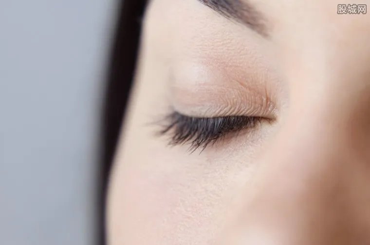 日本LED眼睫毛超炫酷 假睫毛买哪一种材质好