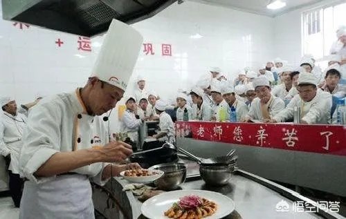 如果找技校学烹饪,哪个学校好?