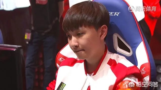 WE输给了FPX，又遭遇连败。这赛季的WE到底问题出在哪？