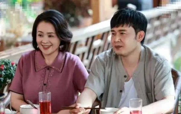 虞书欣、张彬彬发文告别《两个人的小森林》！这部剧的口碑如何？