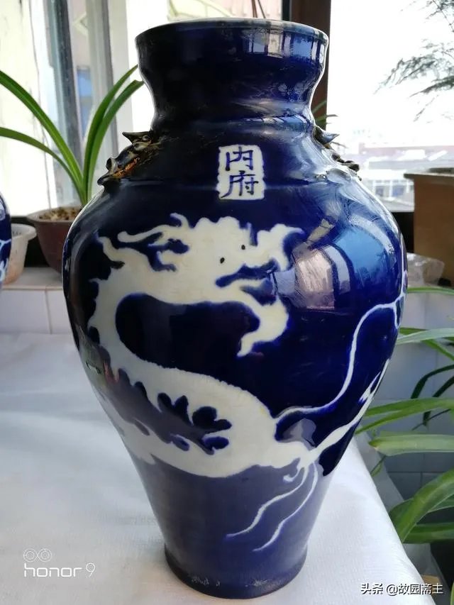 如何鉴定明嘉靖篮釉瓷?