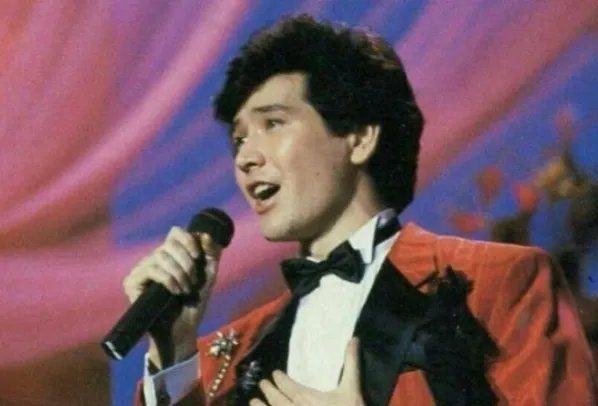 《冬天里的一把火》歌词是什么？