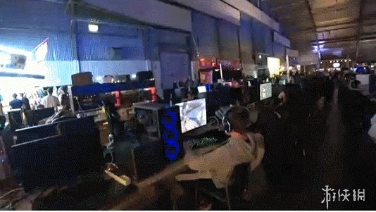 《CS:GO》选手线下公然作弊 被拍大胆承认毫不在意