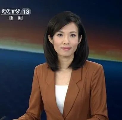 央视女主播宝晓峰简历简介  家世背景被曝光