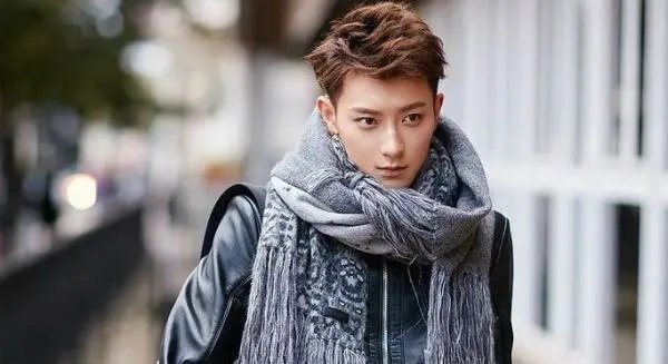 擦掉吴倩粉底，掀开杨幂刘海，黄子韬合作过哪些女演员？