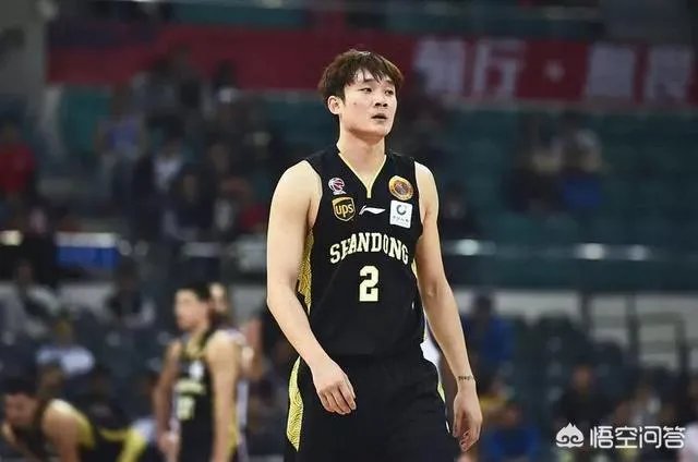 丁彦雨航赛后喊话赵继伟:交给你们了兄弟，别让我失望，对此你怎么看？