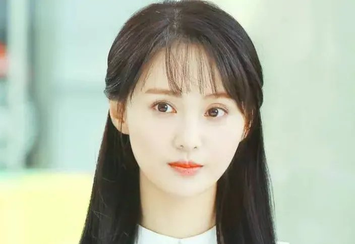 新进展！郑爽被曝已与孩子通视频，第一句话便落泪，你知道她说了什么吗？