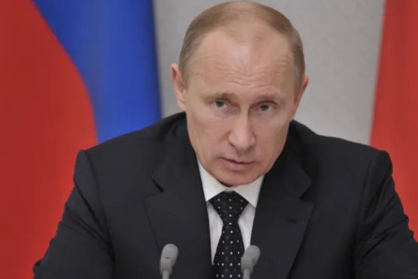 巴西总统嘲笑马克龙妻子,一国总统应该如何控制自己的言行?