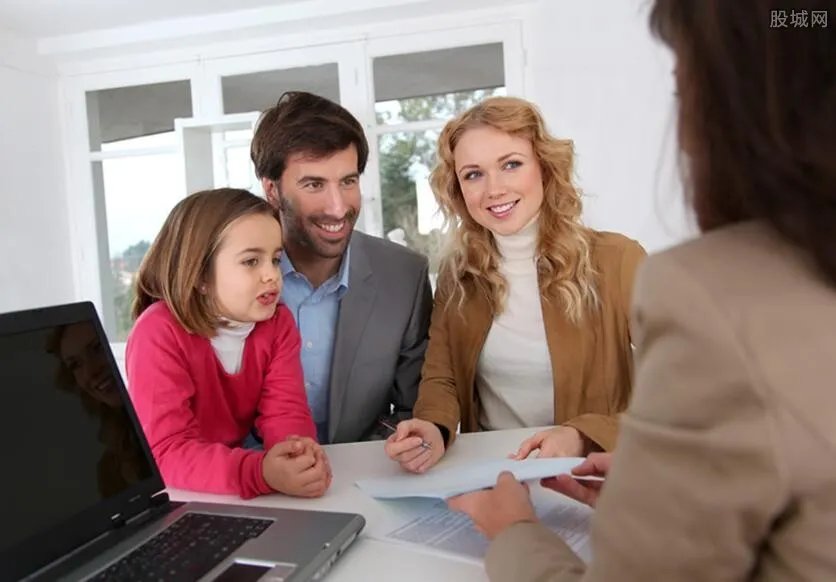 近半上海市民不愿生二胎 主要原因是什么？