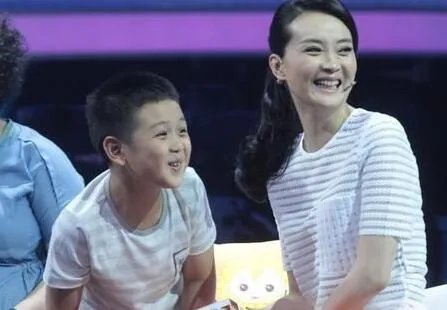 王艳老公儿子照片曝光 揭秘阔太奢华婚后生活