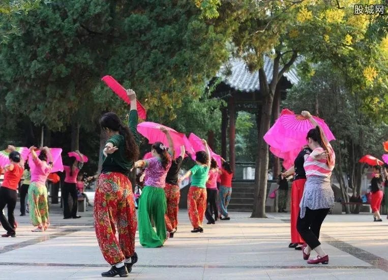 40万薪招60岁老人 阿里开高薪招聘60岁以上老人