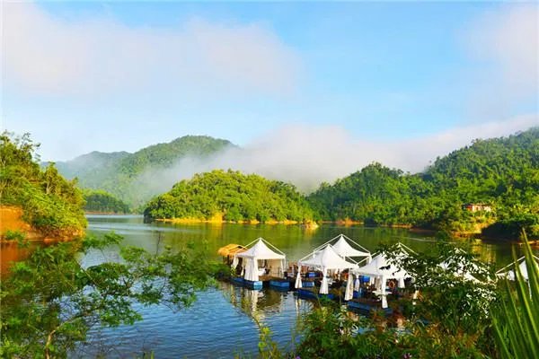 看风水和算命,哪个更重要?