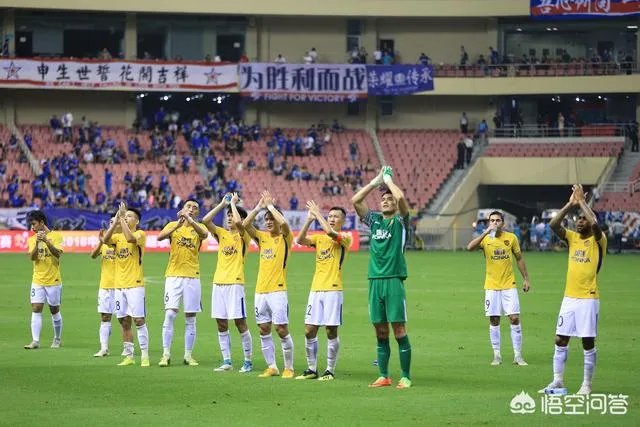 苏宁客场1-1战平申花全身而退，你觉得哪支队伍发挥的更加出色？