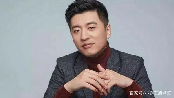 红极一时的张雪峰，因发言不当公开道歉，现在过得怎么样？