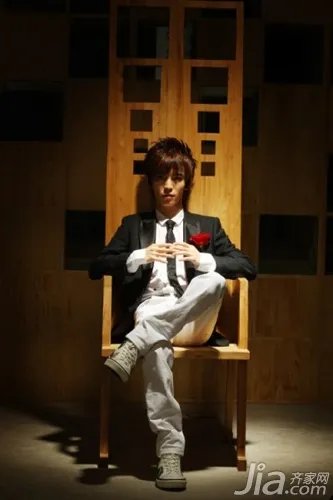 郭敬明奢华豪宅办公室PK全球土豪范儿办公室（组图）