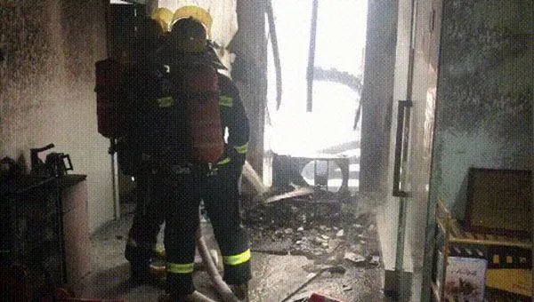 突发！西安北郊一高层突燃大火，蔓延多层，造成的损失谁来赔偿？