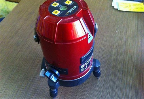 红外线水平仪如何使用