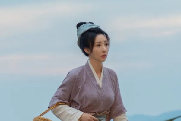 《梦华录》41岁柳岩把男人扔水里,你觉得柳岩在剧中的演技怎么样?