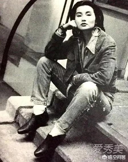 之前张曼玉与梁朝伟演唱过《花样年华》,此次春晚假如她与李玉刚演唱,你怎么看?