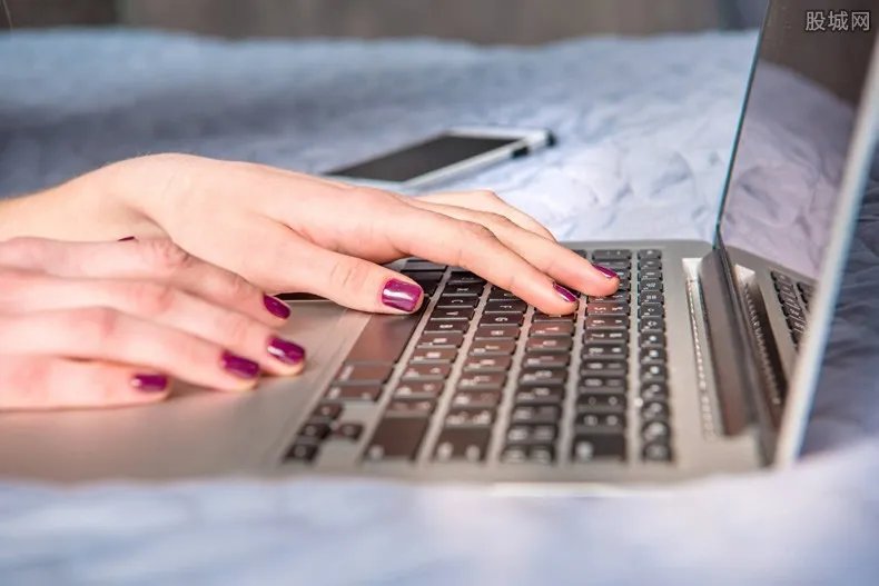 要求哺乳期手写心得公司道歉 称情况属实