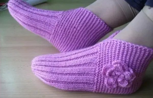 毛线袜子的编织方法