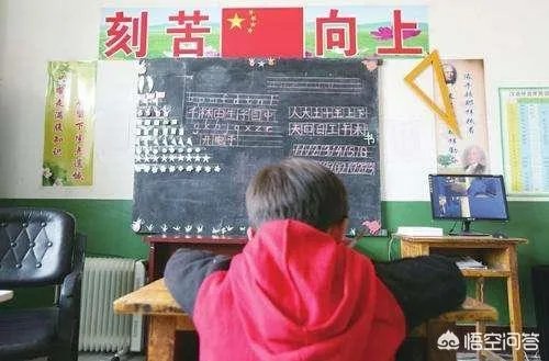 8岁儿子给警察老爸发红包:我用压岁钱,买爸爸一天的陪伴,家庭和工作的时间矛盾如何解决?