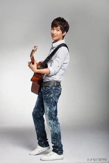 李小璐淘宝店日销10万,为何明星从“带货”转“卖货”?