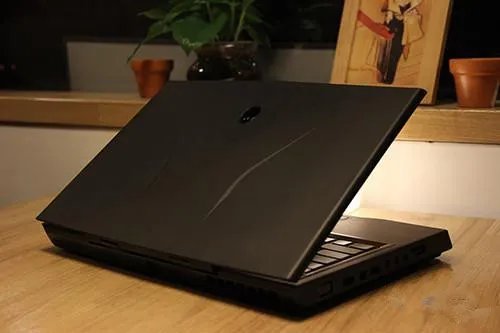 电脑笔记本排名 2017热门笔记本电脑排名