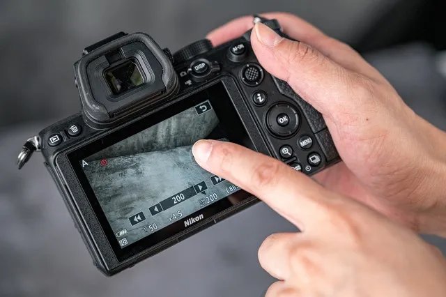 【每日摄影】8699元的尼康Z5全画幅微单相机值得买吗？