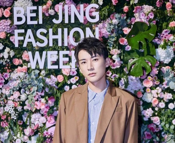 《琉璃》男配刘学义:演技颜值在线为何不红?