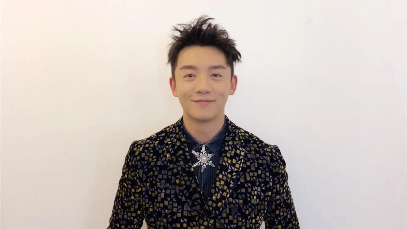 郑恺训练偶遇苏炳添张国伟,苏炳添和张国伟的训练环境是怎样的?