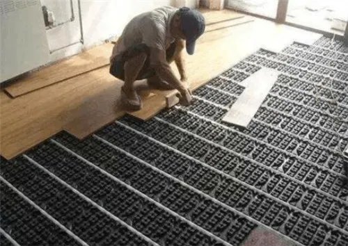 地暖用什么地板