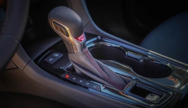 问题解决了,颜值更高了,改款后的新探界者更显诚意